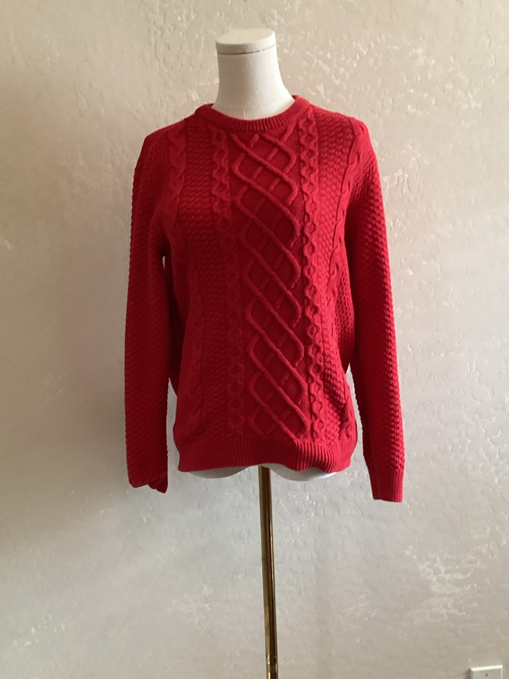 Old Navy Red Cable Knit Crewneck Sweater - Kids